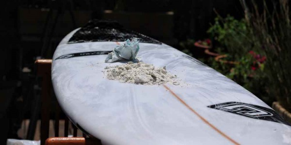 How to clean your surfboard