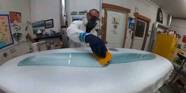 Cómo construir una tabla de surf: el laminado